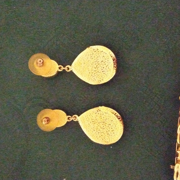 GENUINE STONES PIERCED EARRINGS AND MATCHING PIN SET - Picture 3 of 6